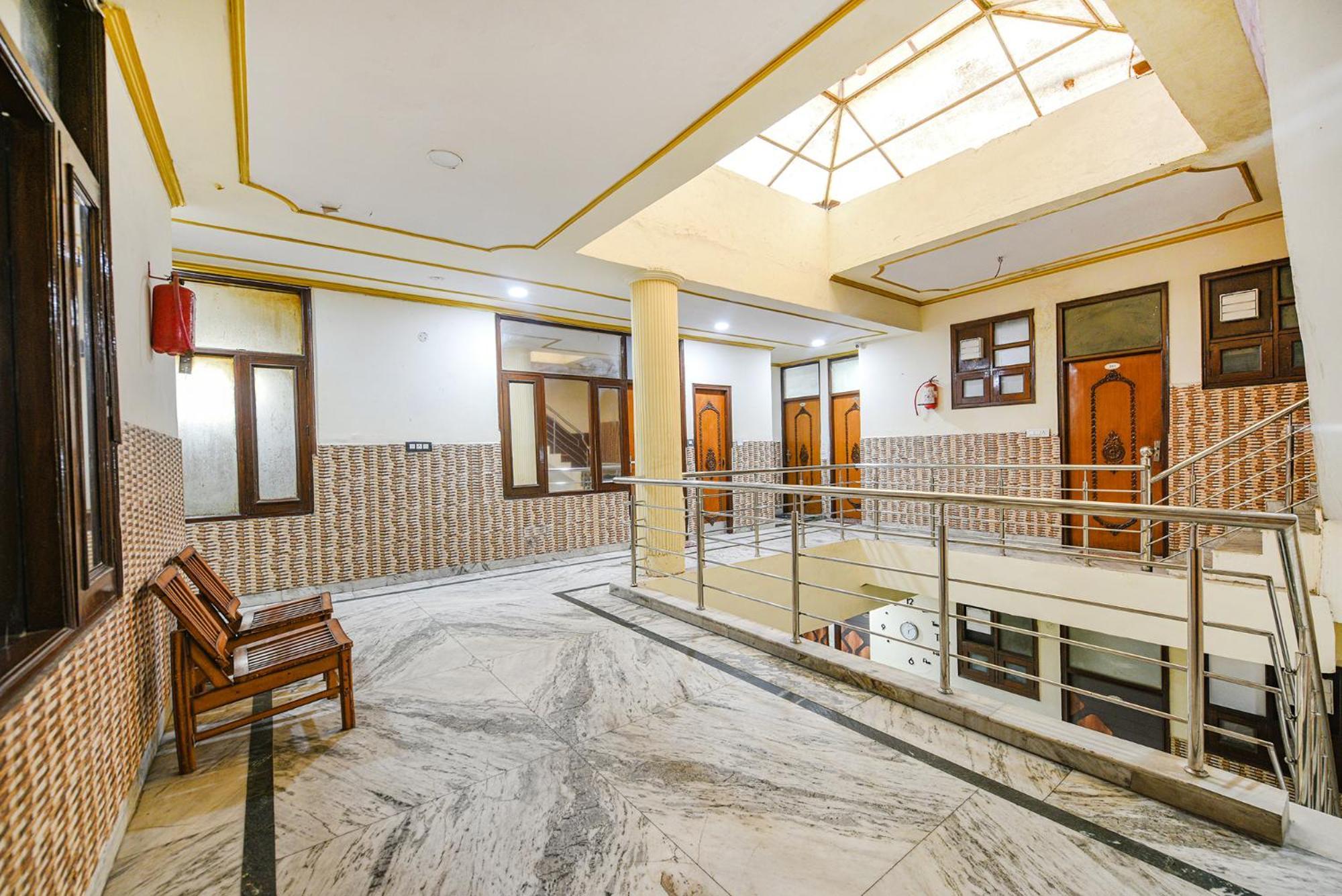 Fabhotel Royal Inn Чандигарх Экстерьер фото